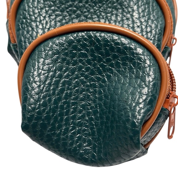 Nesting Bags. 5 Bags neatly packed into each other. Faux leather design. - Picture 2 of 6